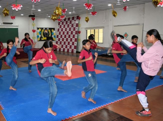 Top CBSE boarding school in jabalpur